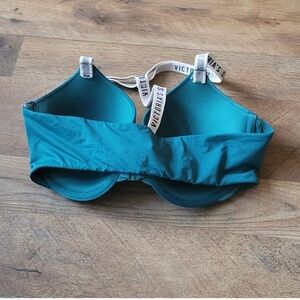 Victoria's Secret Blue bra with Underwire Support